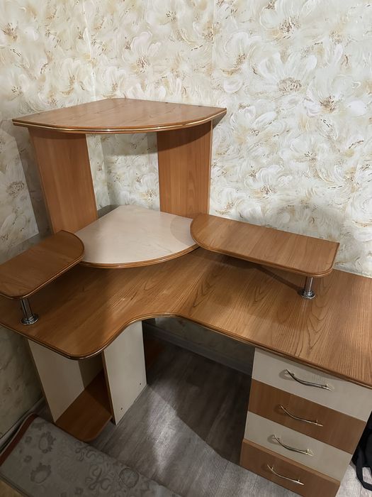 Компютерный стол