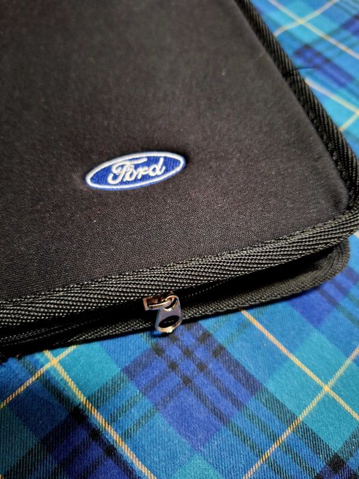 mapa carte service originala Ford pentru carte, acte documente de bord
