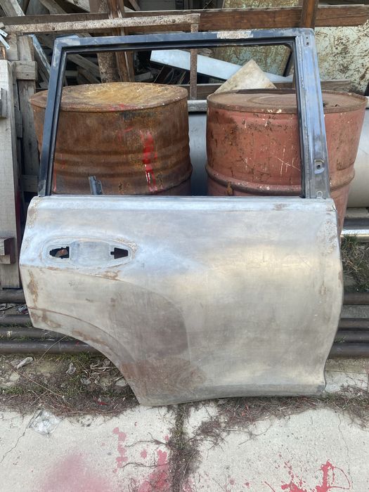 Продам дверь на prado 150