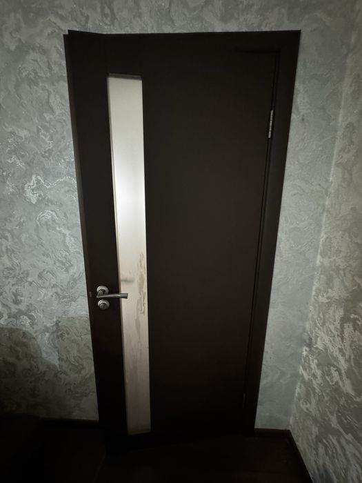 Двери(деревянные)