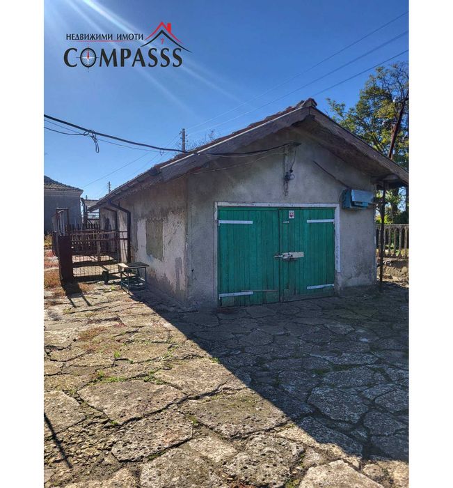 село Змеево, Общ. Балчик, къща с двор – 37000евро!