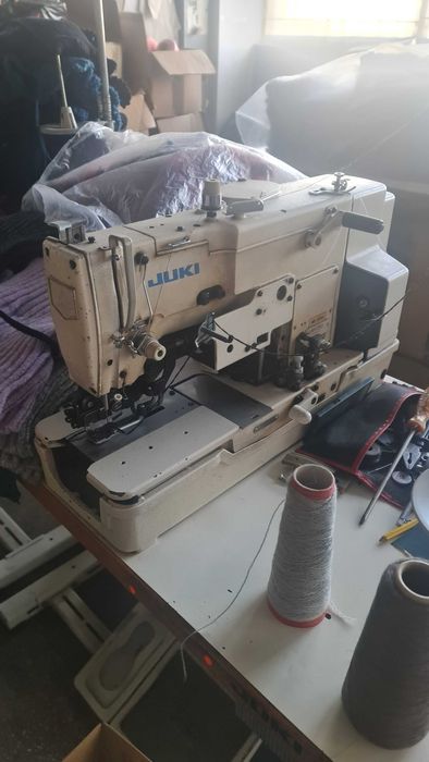 Vand keturi , masini cusut, butoniere , nasturi.