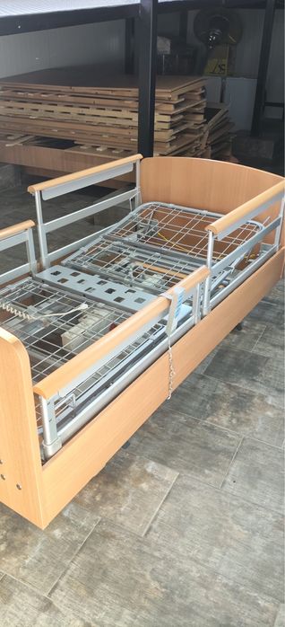 Vand pat electric pentru ingrijiri varstnici