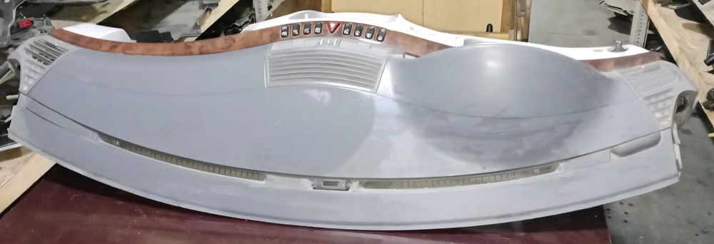 TitanAuto Mercedes E-class W210 торпедо