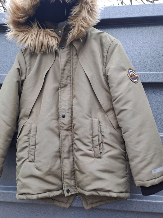 Geaca Parka mărimea 140