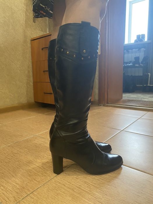 Продам сароги 38 размер