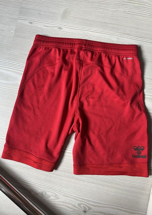 Pantaloni scurti sport Hummel