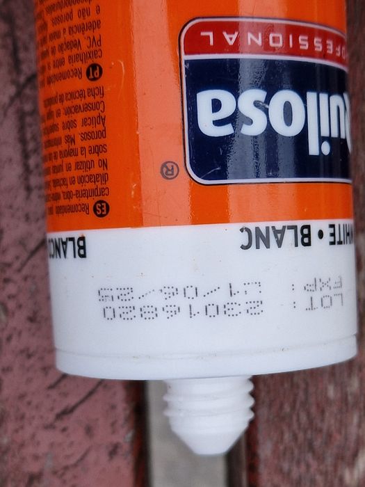 Vând silicon neutru pentru ferestre termopan