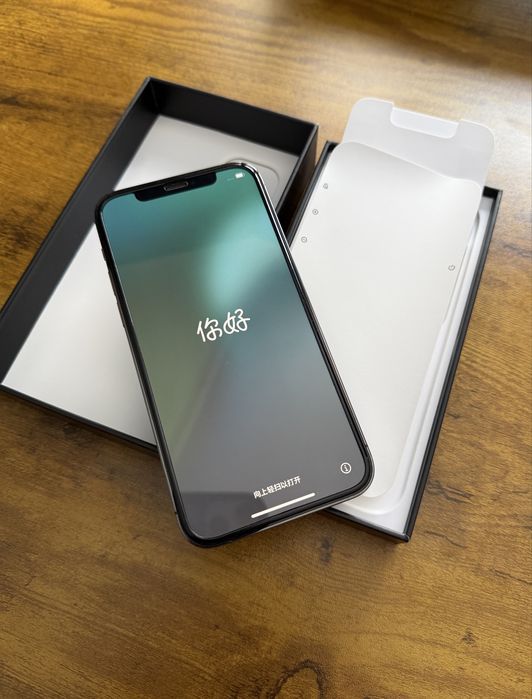 Два iPhone 14ProMax (1TB) и два iPhone 12Pro (512GB)