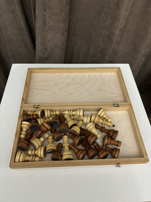 Срочно продам шахматы