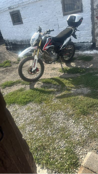 Продается мотлцикл эндуро!торг