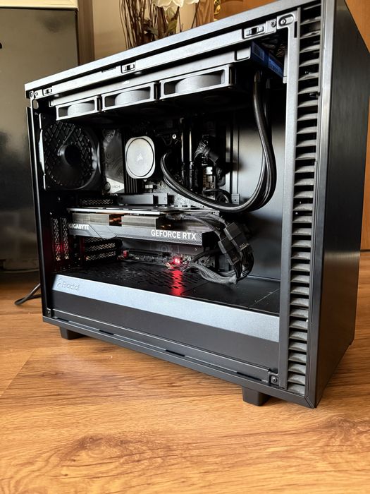 Мощен компютър/ I9 13900K/Водно/64GB/RTX 4090 24GB/2TB SSD