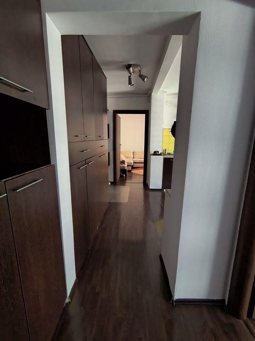 Proprietar închiriez ap. 2 camere Tineretului,Visana