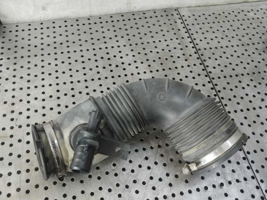 tubulatura admisie 2.0 cdti  a20dth opel insignia a  55561787