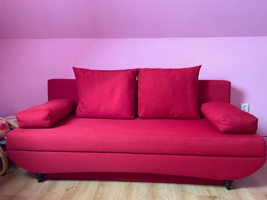 Canapea extensibila in stare foarte buna