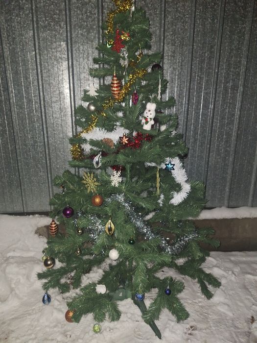 Искусственная ёлка