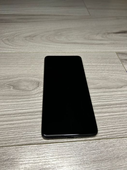Vând telefon REDMI NOTE 11 PRO 5 G 128 gb