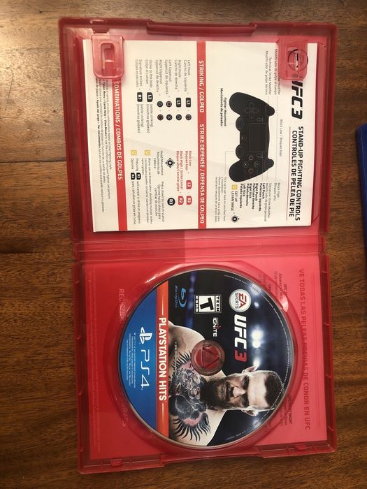 Продам игры на ps4 UFS и mortal kombat