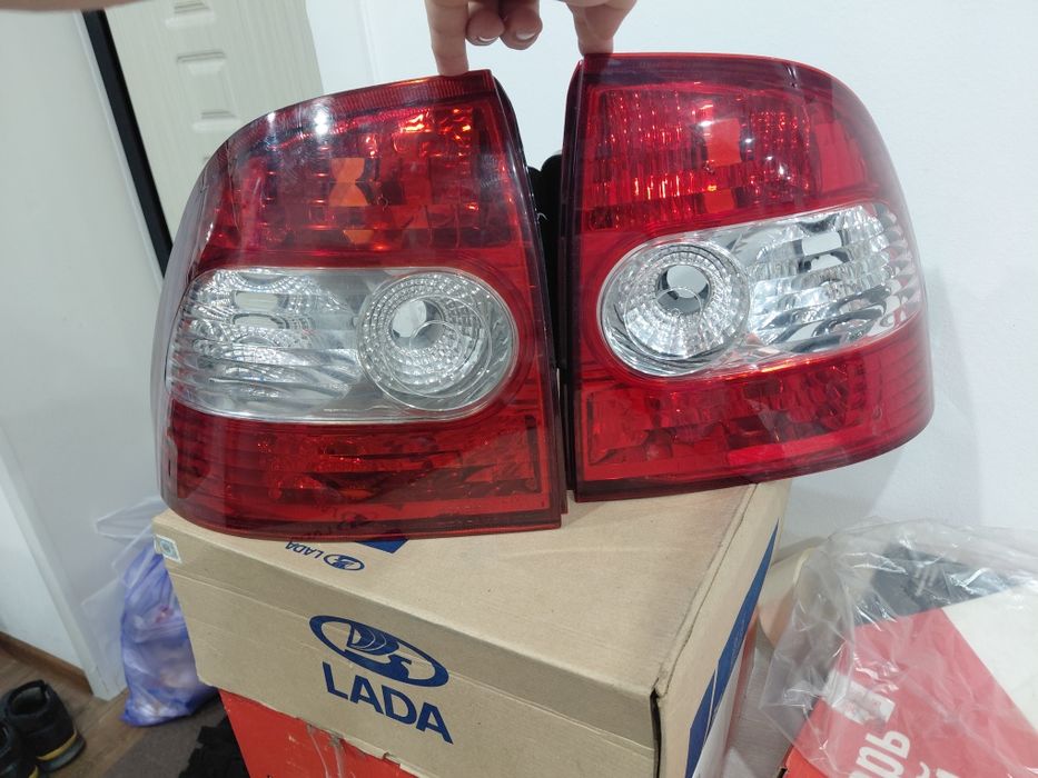 Фара левая правая приора задний