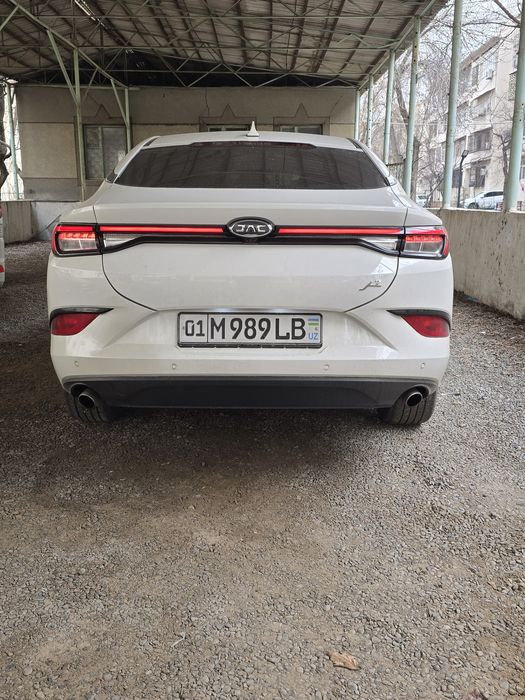 В Идеальном состоянии JAC J7 2022 Году Брали с салона