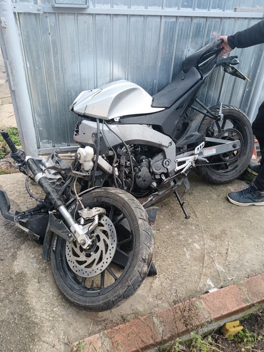 Dezmembrez Aprilia Rs4 125cc