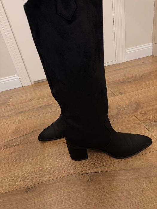 Стильные сапоги казачки