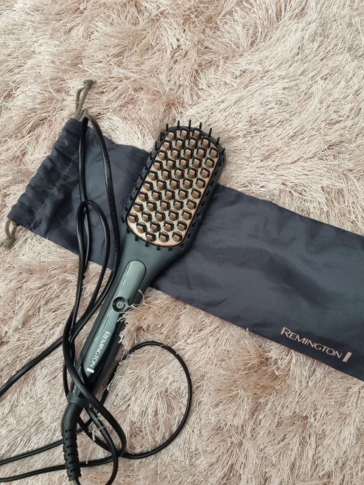 Perie de indreptat parul Remington