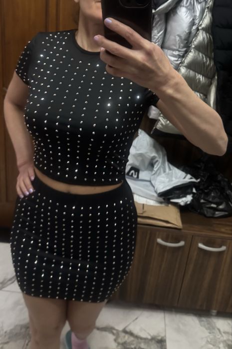 Блестящ дамски комплект нов само днес за 20лв