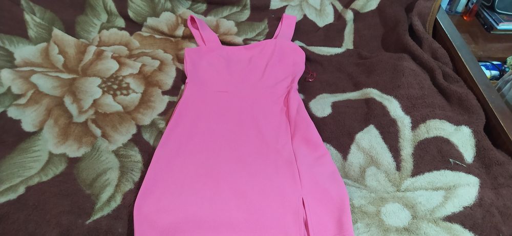 Продам, абсолютно новое платье