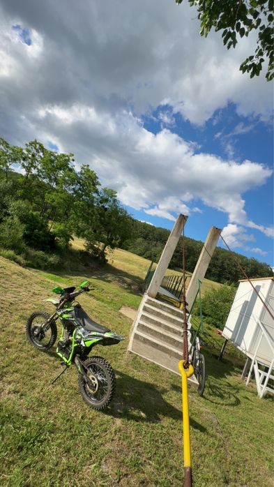 Cross Falcon 150 4t