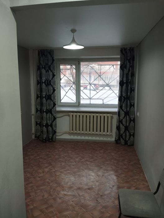 Сдам комнату р/н 8 школы