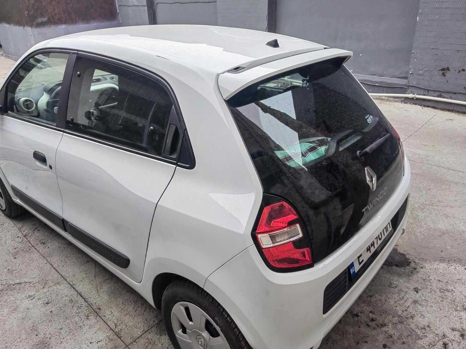 Renault twingo за части цени по договаряне