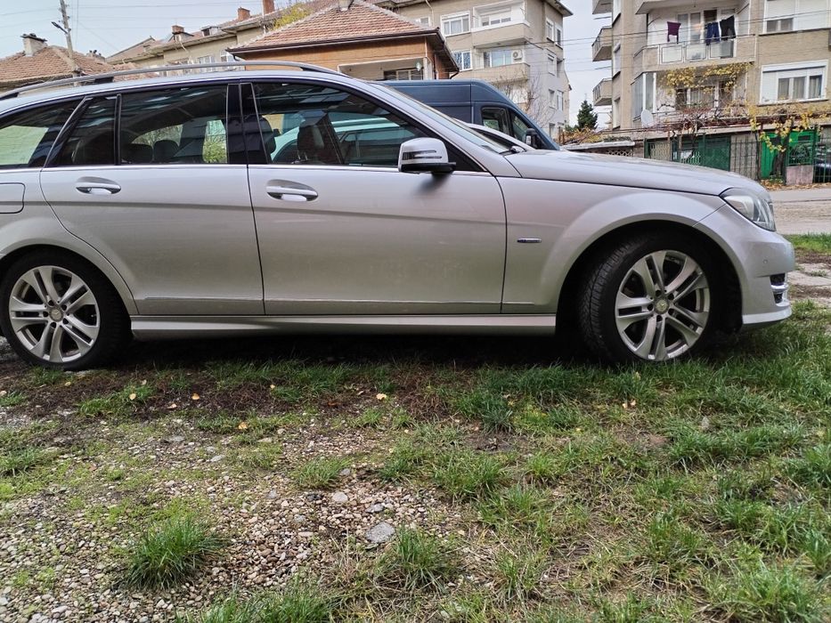 Mercedes Benz C220