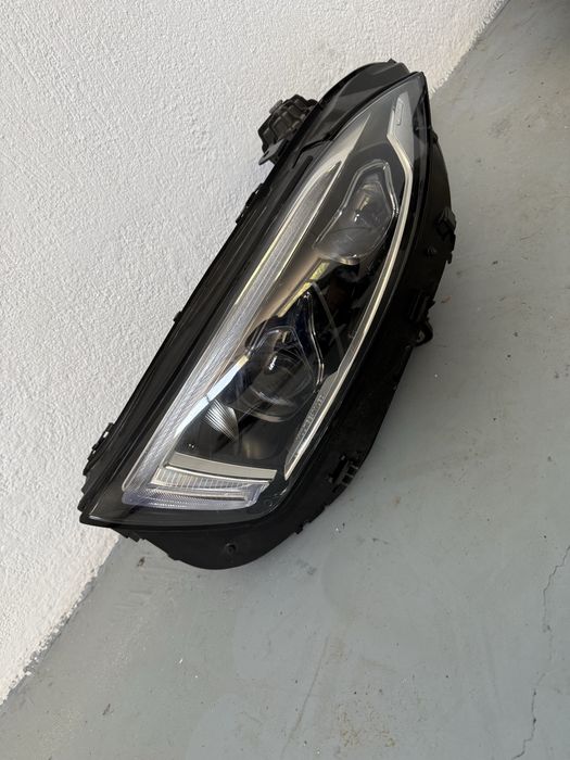 Mercedes w257 Cls far multibeam led фарове