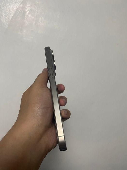 iPhone 15 PRO MAX impecabil cu 96% Bateria