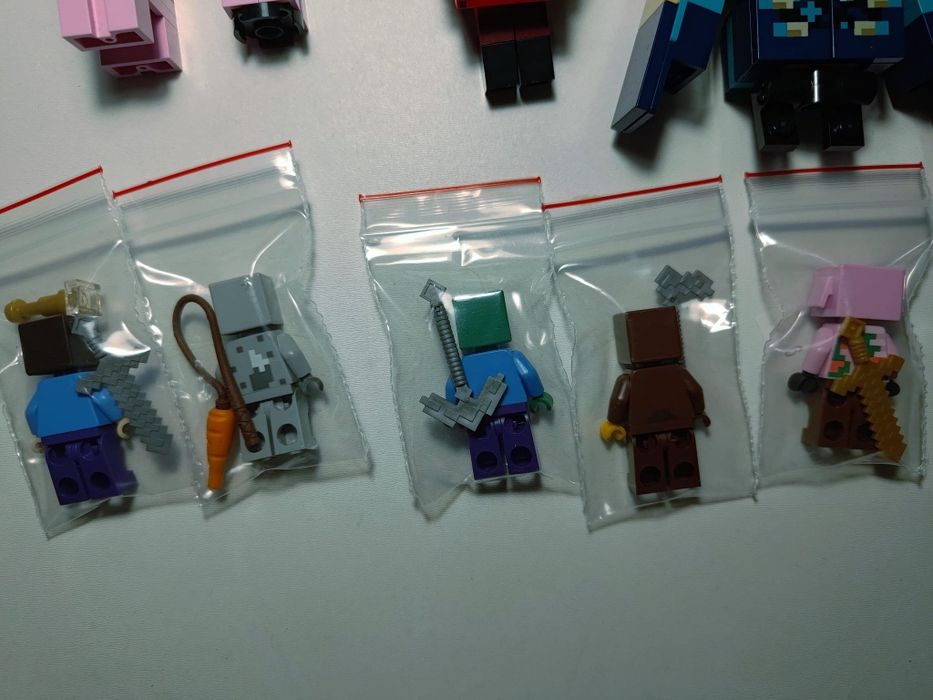 LEGO Minecraft pack