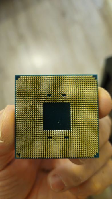 Vand AMD Ryzen 5 2600