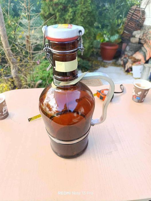 Vintage стъклен съд