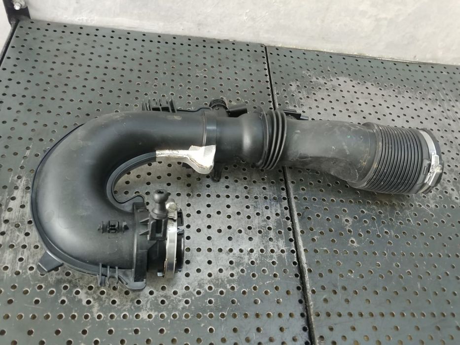 tubulatura admisie cu senzor 1.6 b mercedes  cla  a-class w176  b-class w246  a2700901029  a2700900929