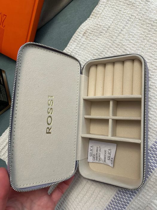 Кутия за бижута Нова