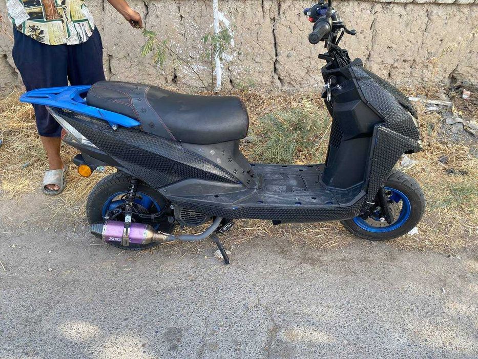 Sukuter sotiladi ...