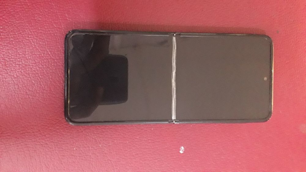 Samsung Galaxy Z Flip3 5G
