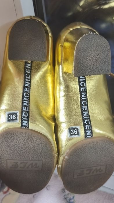 Туфли золотистый