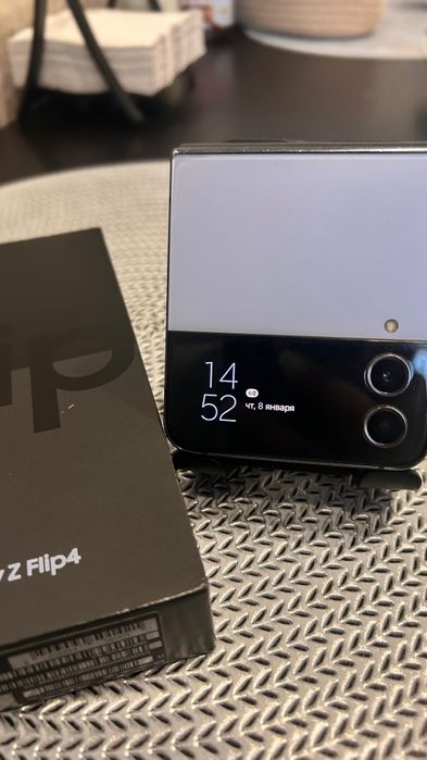 Samsung Z Flip 4 8/256 5G
