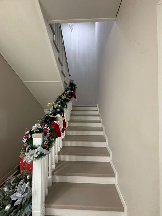 Продажа 4 комн квартиры