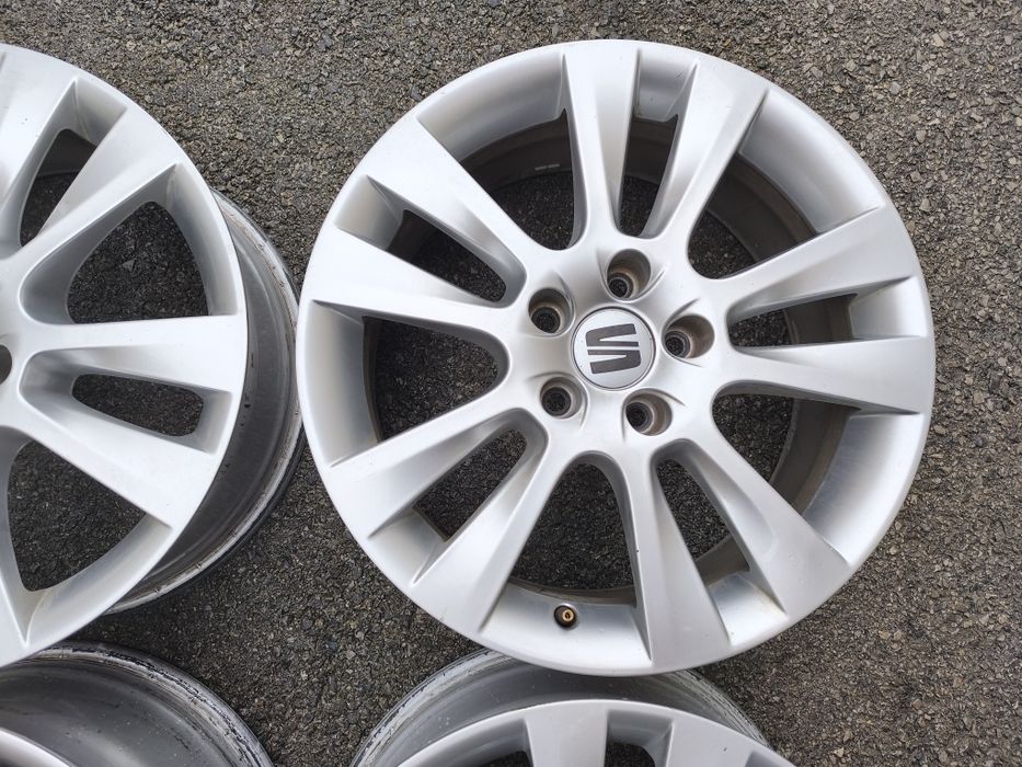 Сеат;Seat/VW;Фолксваген - 17 цола 5x112; 4 бр. Оригинални лети джанти