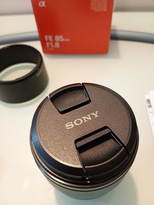 Vand obiectiv Sony FE 85 mm Full Frame - Ca Nou