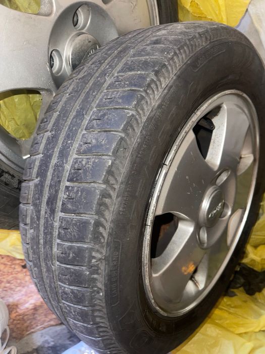 Продавам зимни гуми FULDA с лети джанти 175/65 R14