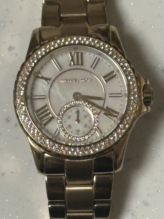 Часовник Michael Kors