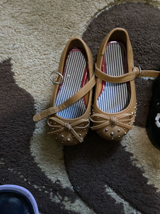 Туфли на маленькую девочку